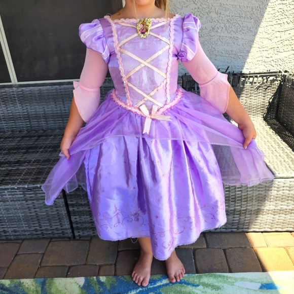Disney Other - Rapunzel costume